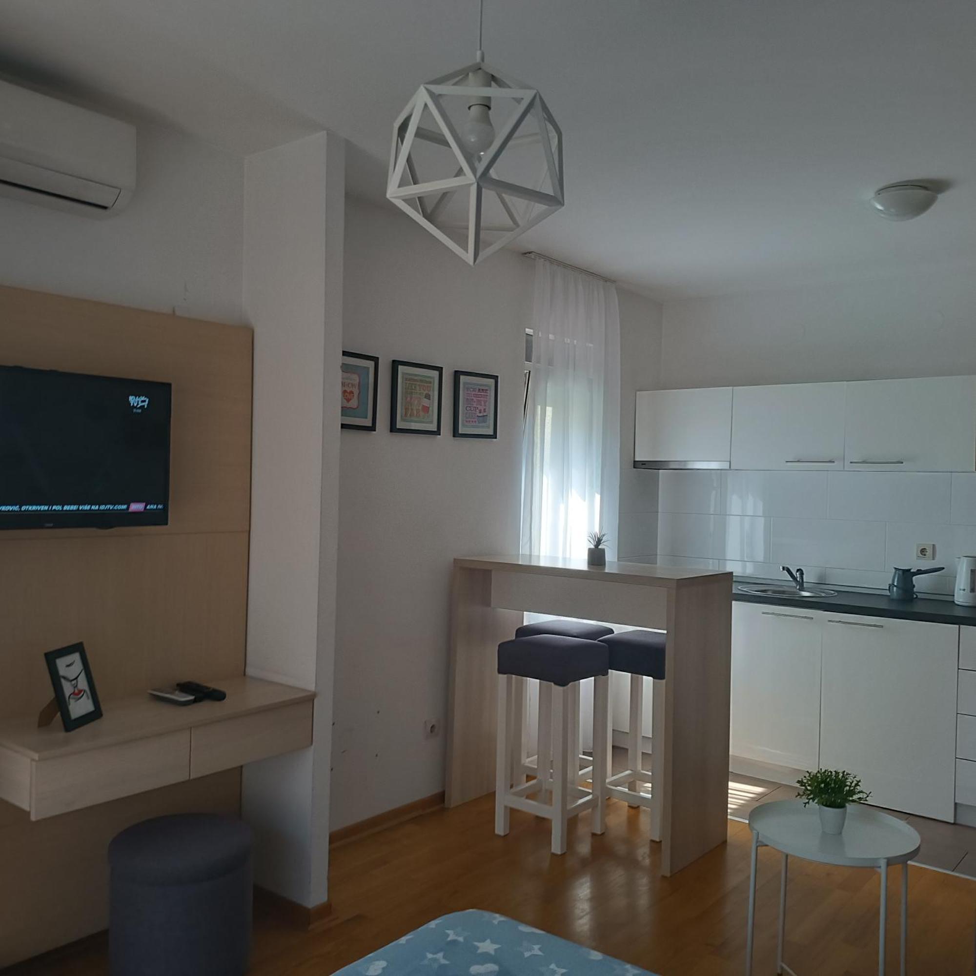 Apartments Karamarkovic Vrnjačka Banja Стая снимка